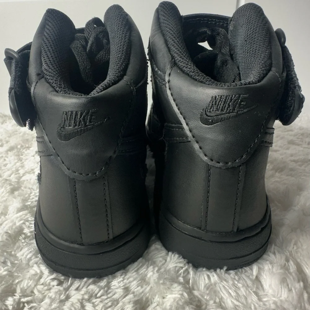 Nike Force 1 Mid LE PS Black Pre School DH2934-001